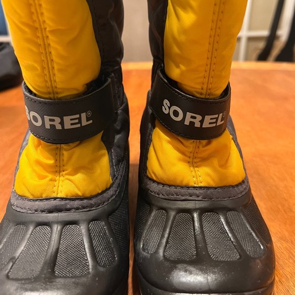 Kids Sorel Flurry boots kids size 13 UK 12 - Picture 2 of 5